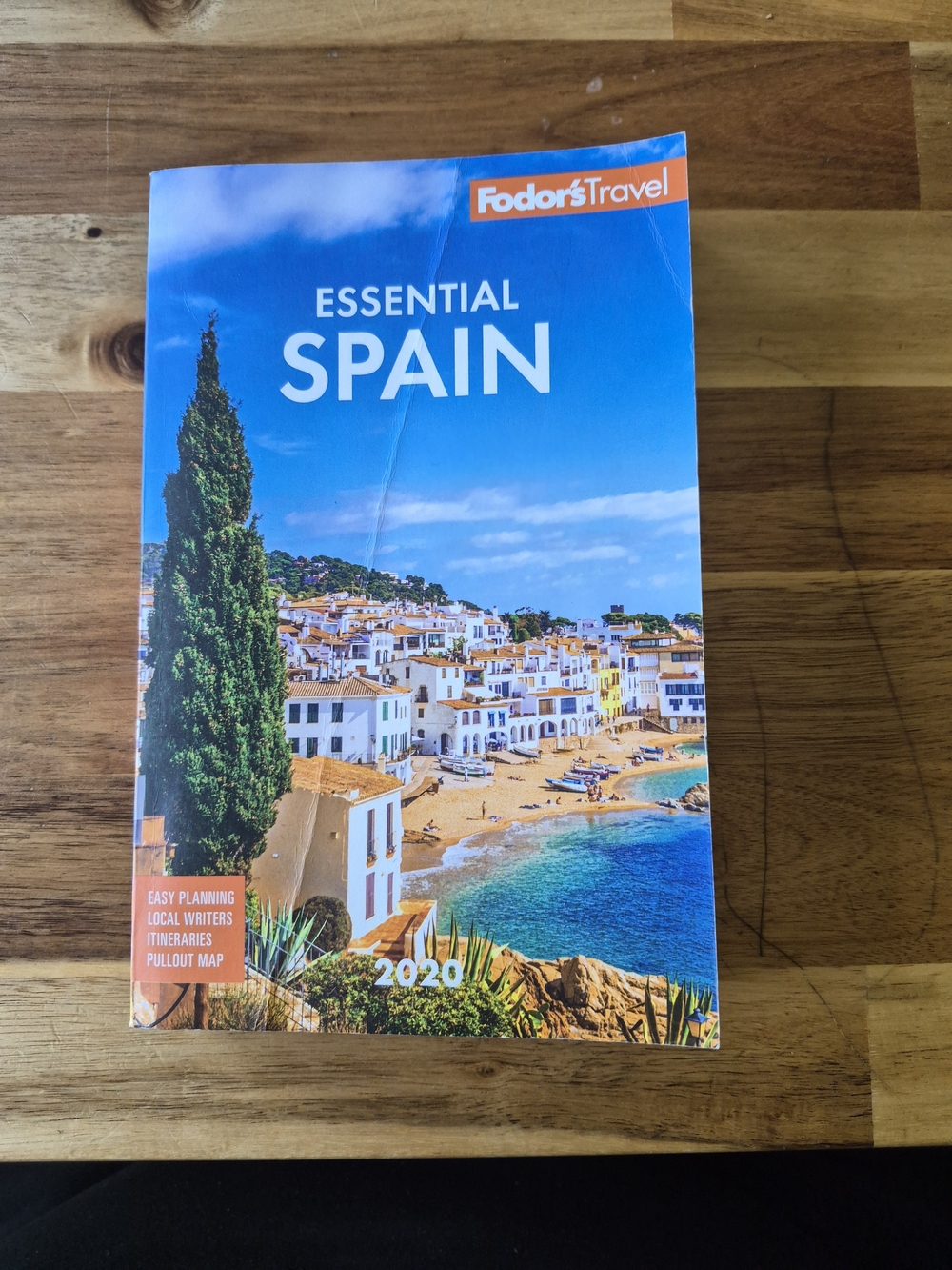 Essential Spain Guide - Blue Beach Cover